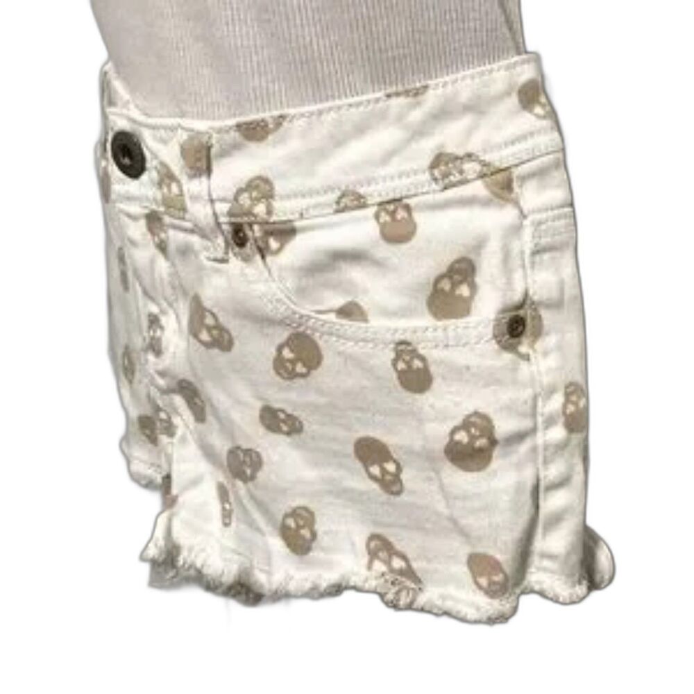 SKULL Shorty Shorts by No Boundaries Frayed Distressed Womens Size 11 - Picture 5 of 13